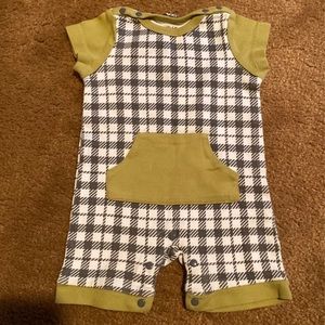 Petunia Pickle Bottom Romper